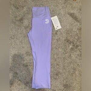 Lululemon X Atlanta Hawks Align HR crop 21’